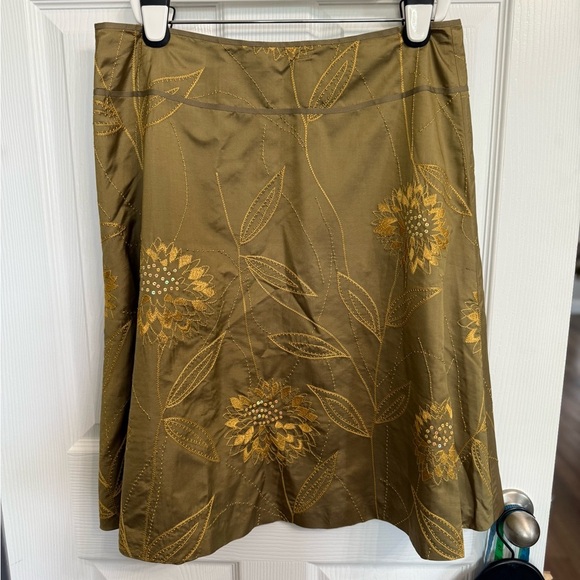 Liz Claiborne 100% Silk Skirt Midi Flare A Line 14 Floral Sequin Gold Olive - Picture 4 of 6